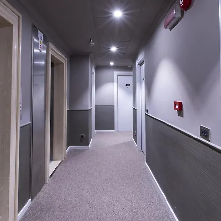 Garner Aurelia By Ihg Hotel 4*