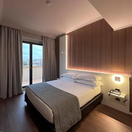 Hotel Garner Aurelia By Ihg 4*