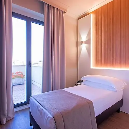 Garner Aurelia By Ihg