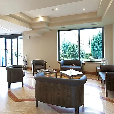 Hotel Garner Aurelia By Ihg 4*