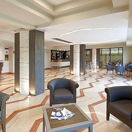 Garner Aurelia By Ihg 4*