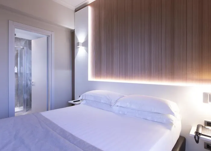 Garner Aurelia By Ihg Отель