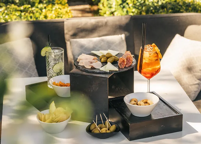 Garner Aurelia By Ihg Отель 4*