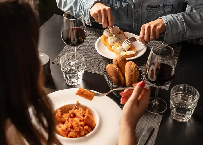 Garner Aurelia By Ihg Отель