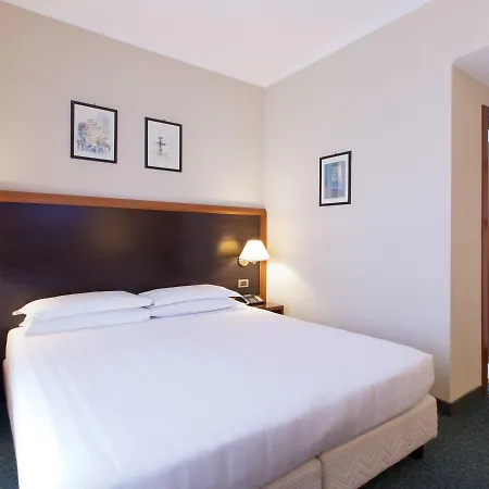Garner Aurelia By Ihg 호텔 4*