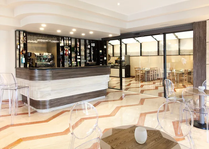 Hotel Garner Aurelia By Ihg 4*