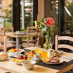Garner Aurelia By Ihg Hotel 4*