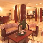 Garner Aurelia By Ihg 4* Rom