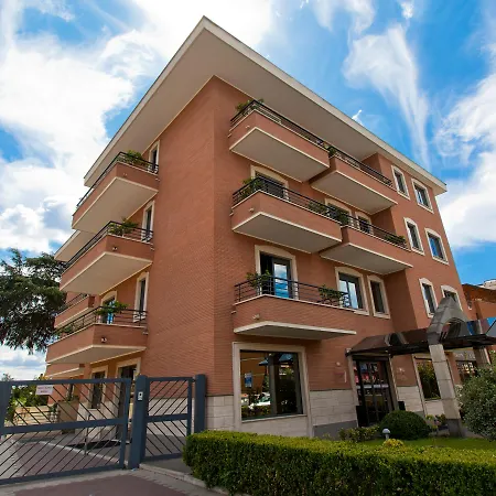 Garner Hotel Rome Aurelia By Ihg 4*
