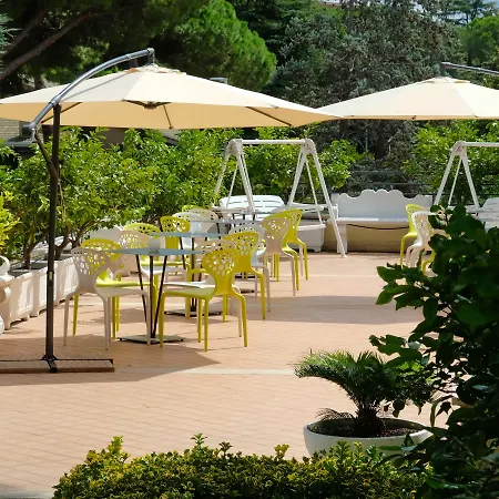 Отель Garner Hotel Rome Aurelia By Ihg Рим