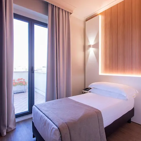 Отель Garner Hotel Rome Aurelia By Ihg