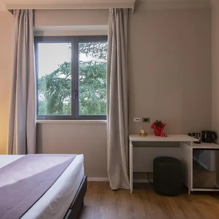 Отель Garner Hotel Rome Aurelia By Ihg 4*