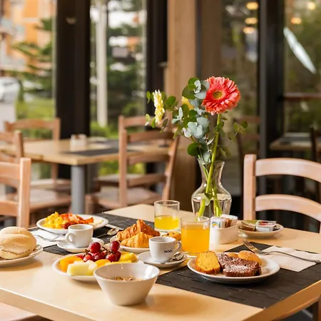 Garner Hotel Rome Aurelia By Ihg Отель 4*